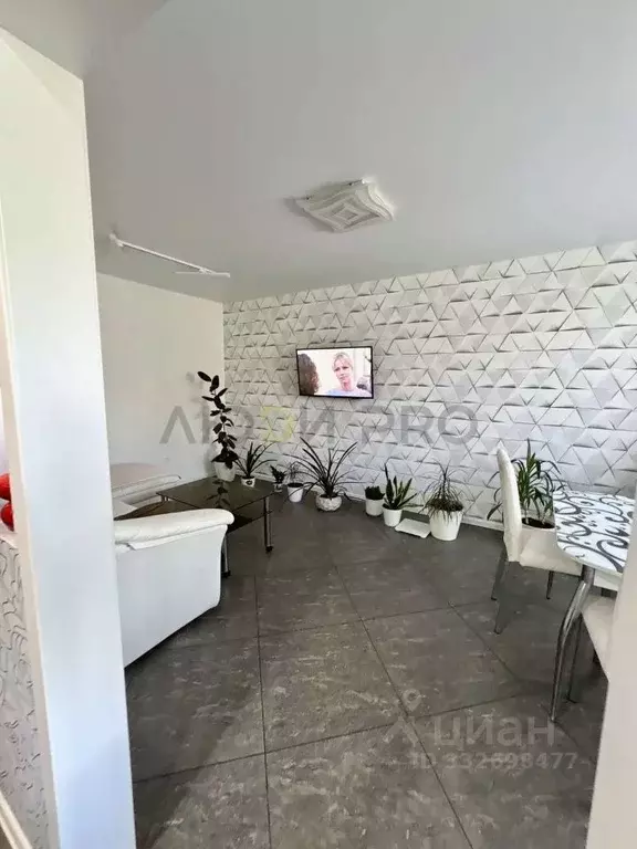 3-к кв. Коми, Сыктывкар Дырнос мест., 88/1 (67.1 м) - Фото 2