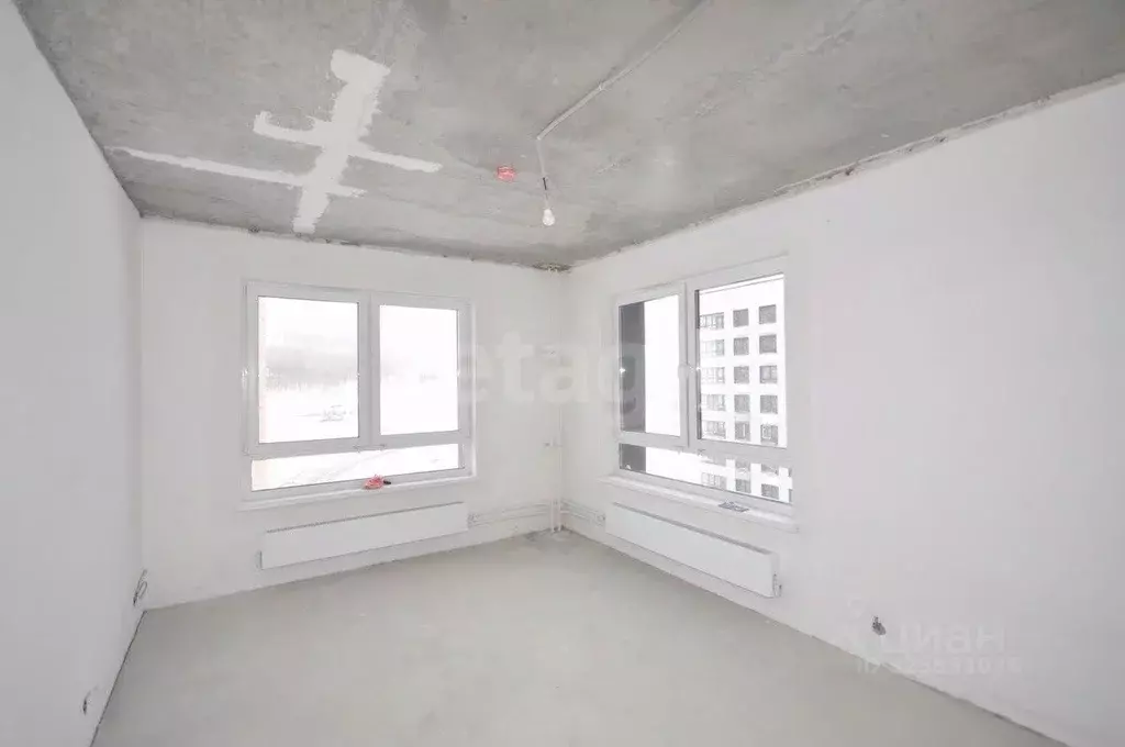 Студия Сахалинская область, Южно-Сахалинск ул. Имени Владимира ... - Фото 1