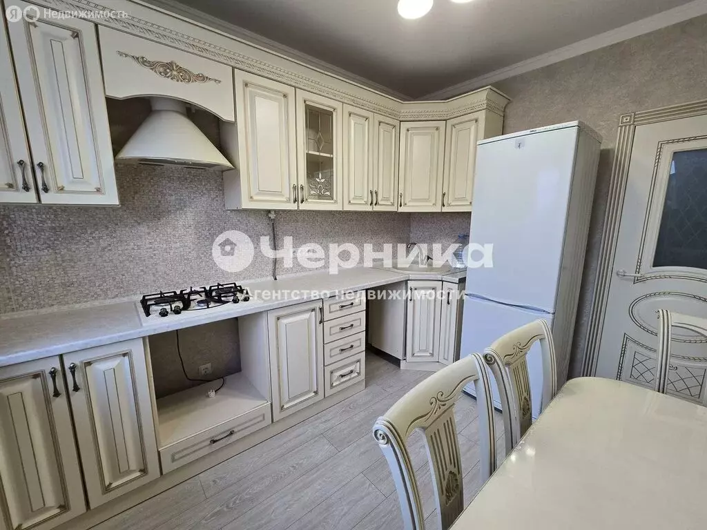 1-комнатная квартира: Ессентуки, улица Олега Головченко, 2 (41.7 м) - Фото 0
