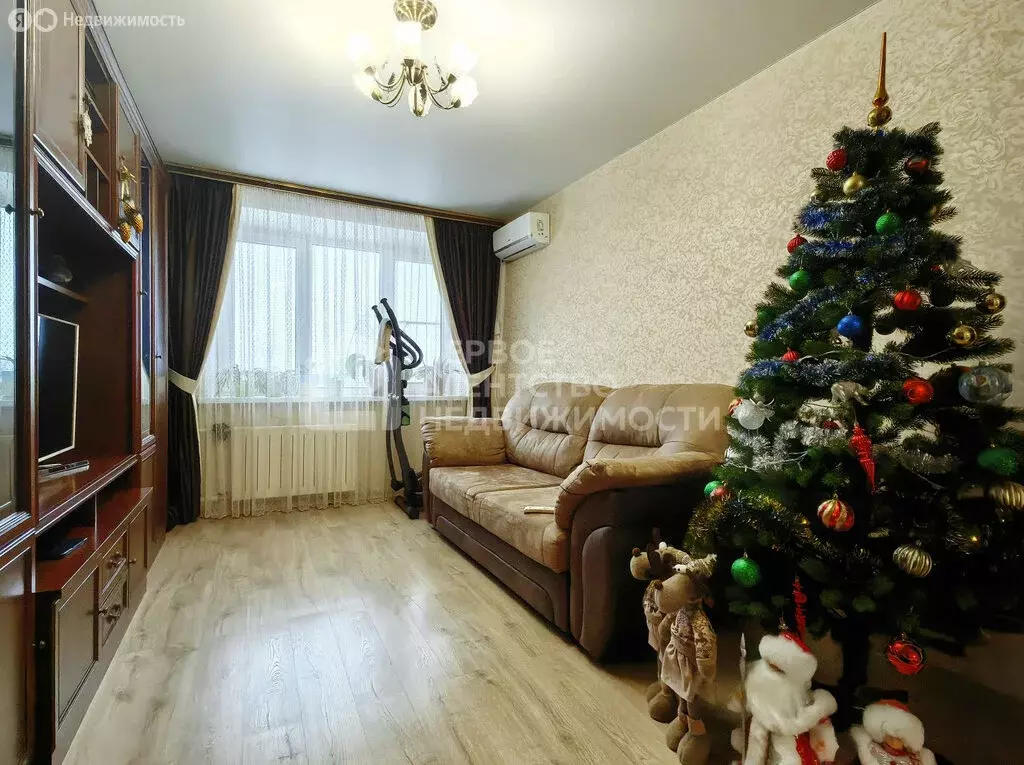 3-комнатная квартира: Серпухов, улица Ворошилова, 121 (58 м) - Фото 2