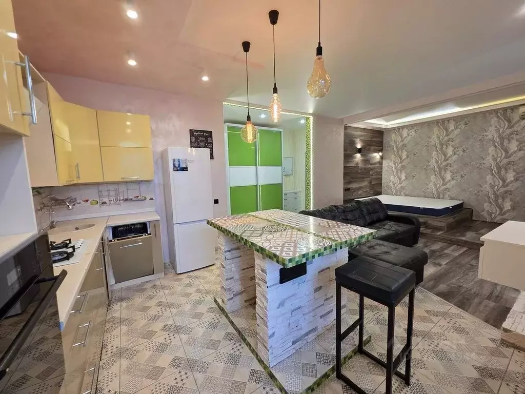 2-к кв. Севастополь ул. Тарутинская, 60 (71.5 м) - Фото 1