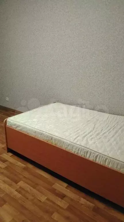 3-к. квартира, 80 м, 1/10 эт. - Фото 0