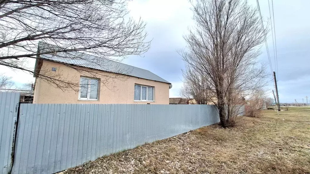 Дом в Саратовская область, Воскресенский район, Елшанское ... - Фото 2