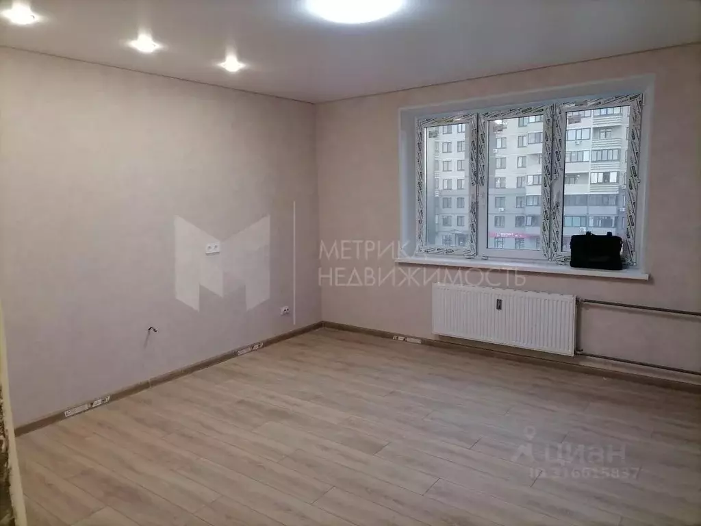 2-к кв. Тюменская область, Тюмень ул. Алматинская, 12 (64.3 м) - Фото 0