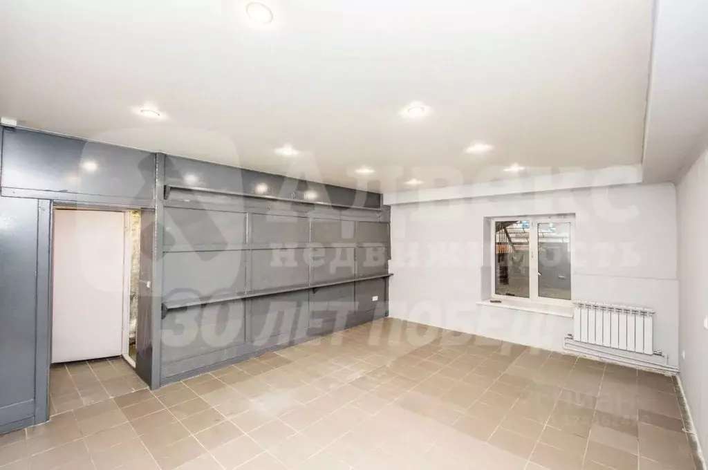 Помещение свободного назначения в Тюменская область, Тюмень Солнечный ... - Фото 1