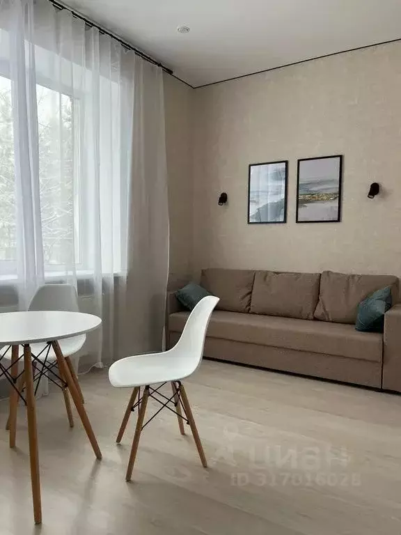 Студия Татарстан, Казань ул. Нурсултана Назарбаева, 35к1 (21.0 м) - Фото 0