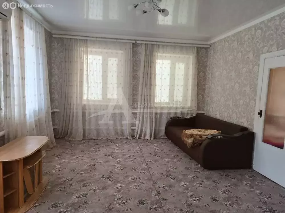 Дом в Зеленокумск, Ессентукская улица (82 м) - Фото 2