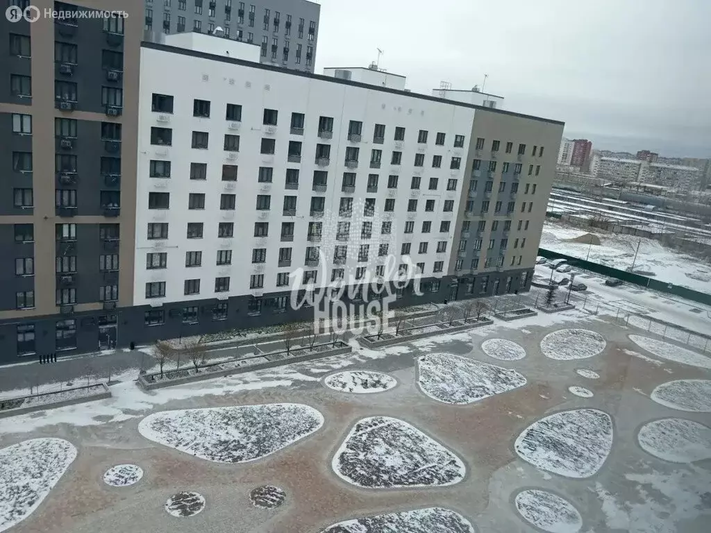 3-комнатная квартира: Тюмень, улица Республики, 204к12 (96.4 м) - Фото 1