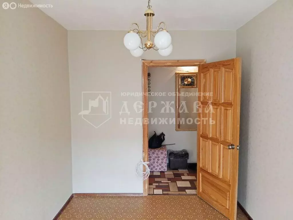 4-комнатная квартира: Междуреченск, Кузнецкая улица, 21 (61 м) - Фото 1