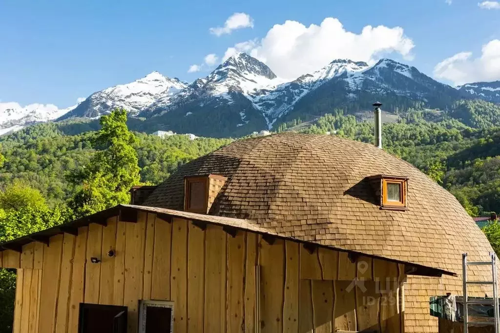 Дом в Краснодарский край, Сочи с. Эстосадок, ул. Березовая (230 м) - Фото 1