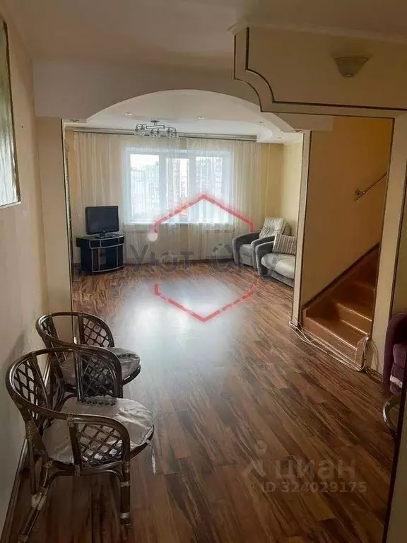 4-к кв. Красноярский край, Красноярск ул. Белинского, 1 (54.3 м) - Фото 1