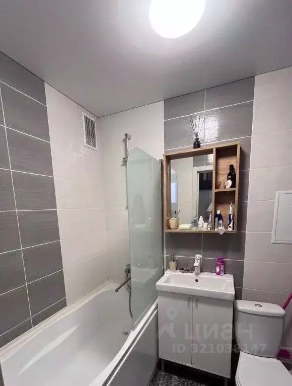 1-к кв. Калужская область, Калуга ул. Петра Тарасова, 6 (36.2 м) - Фото 2