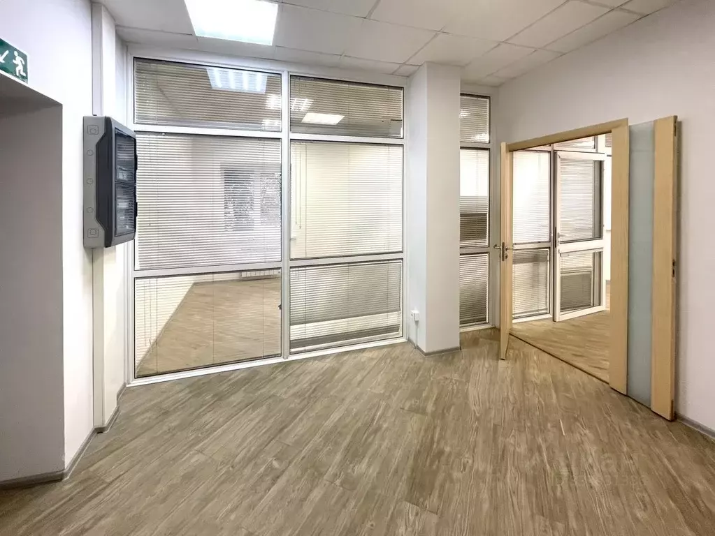 Офис в Москва ул. Шухова, 14С9 (210 м) - Фото 1