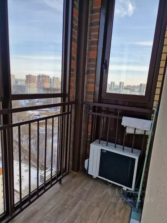 Студия Новосибирская область, Новосибирск Овражная ул., 3 (32.4 м) - Фото 2