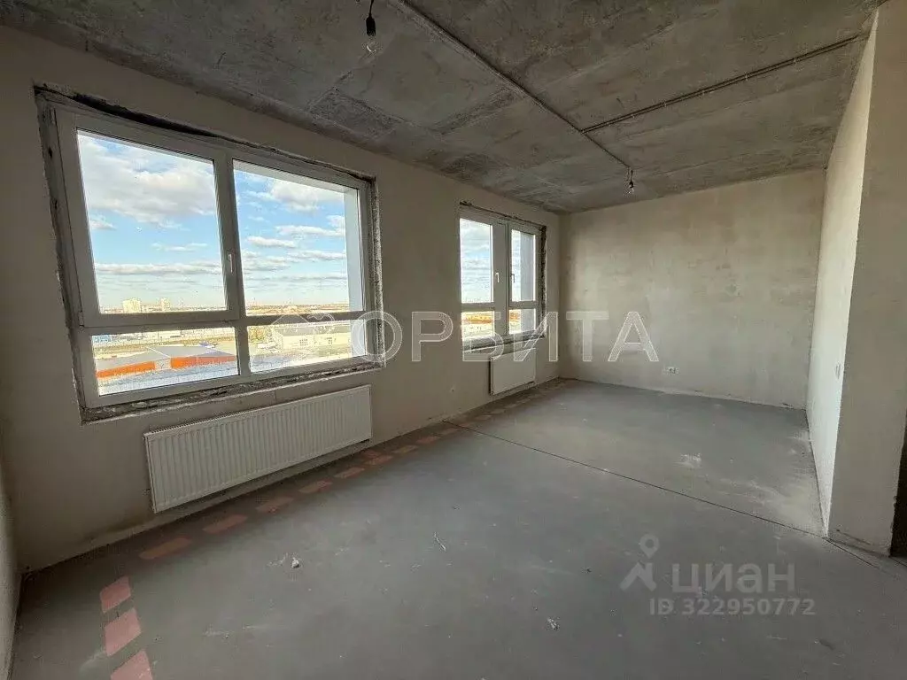 2-к кв. Тюменская область, Тюмень ул. Ветеранов Труда, 36к1 (67.7 м) - Фото 1