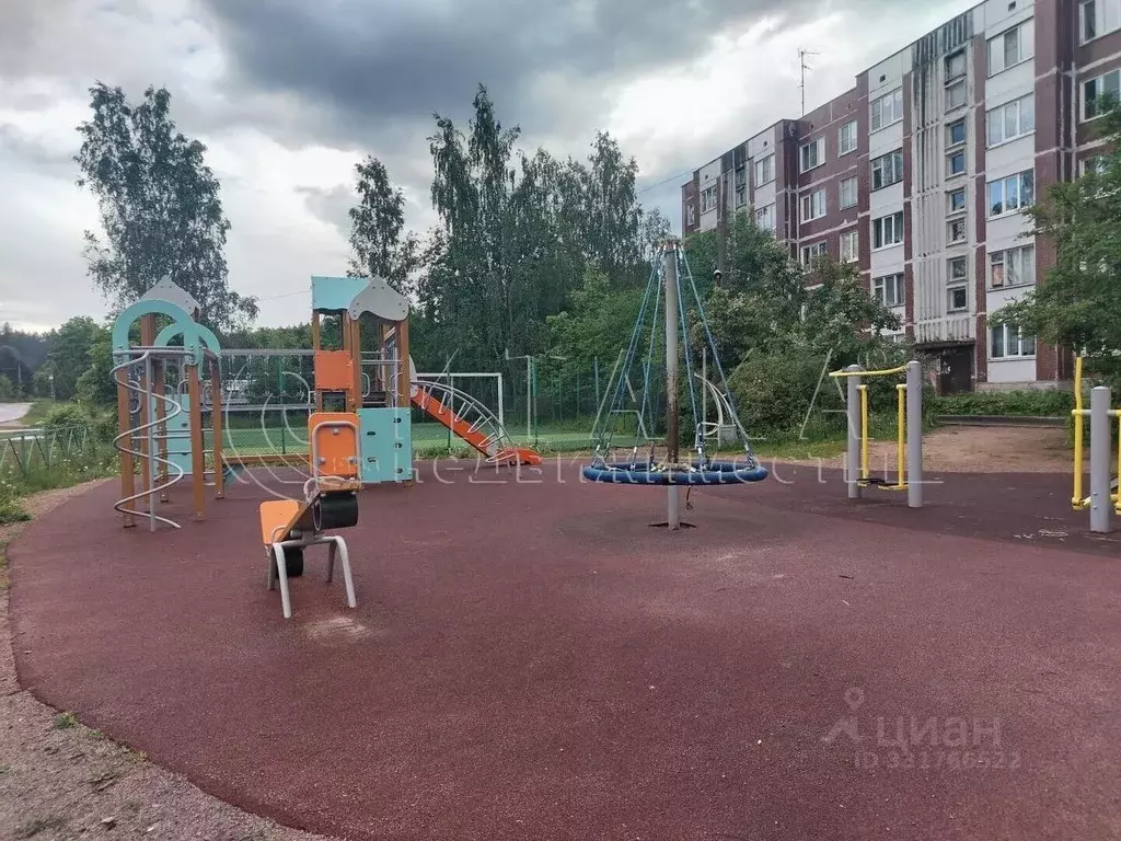2-к кв. Ленинградская область, Лужский район, Толмачевское городское ... - Фото 2