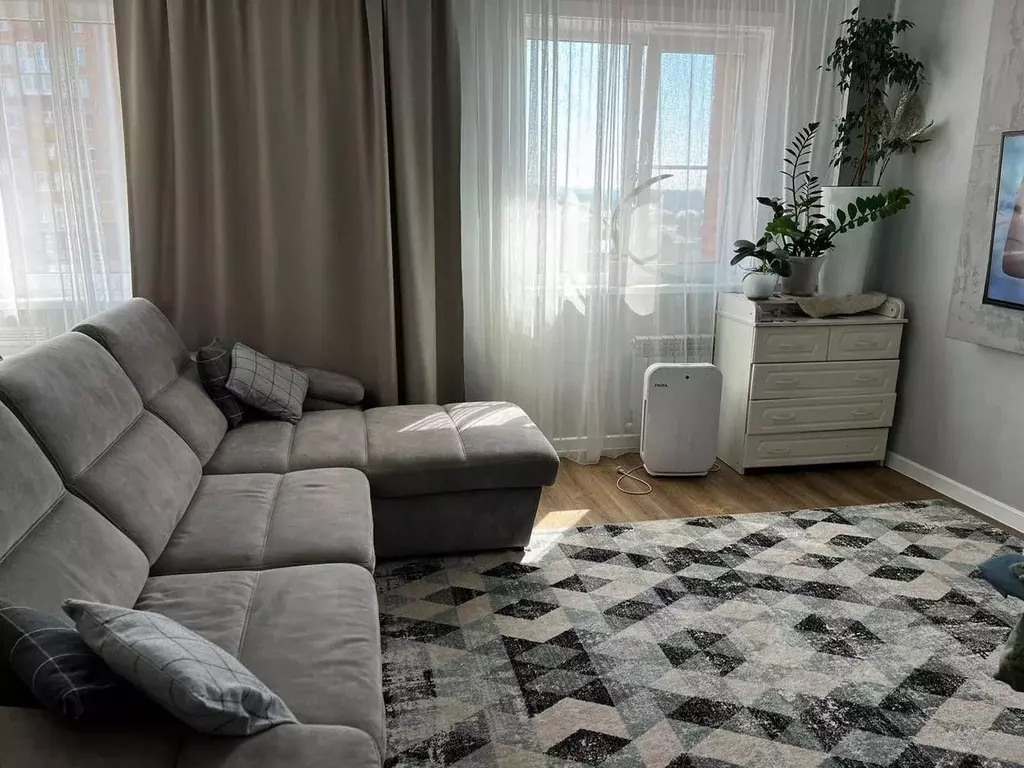 3-к кв. Иркутская область, Иркутск Байкальская ул., 301 (82.6 м) - Фото 1