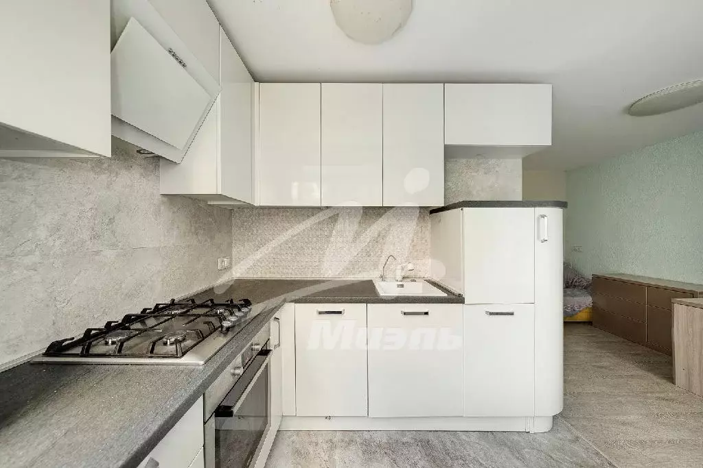 Продается 3-комнатная квартира - Фото 2