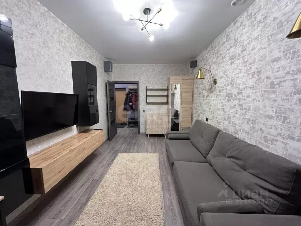 1-к кв. Ямало-Ненецкий АО, Новый Уренгой Таежная ул., 31А (37.9 м) - Фото 2