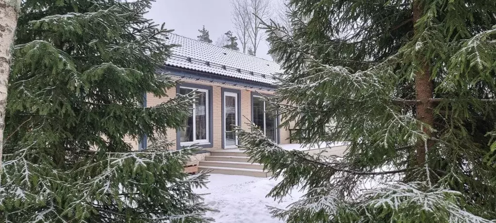 Дом в Ленинградская область, Выборгский район, Приморское городское ... - Фото 0