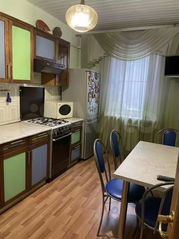 2-к. квартира, 52 м, 2/9 эт. - Фото 0