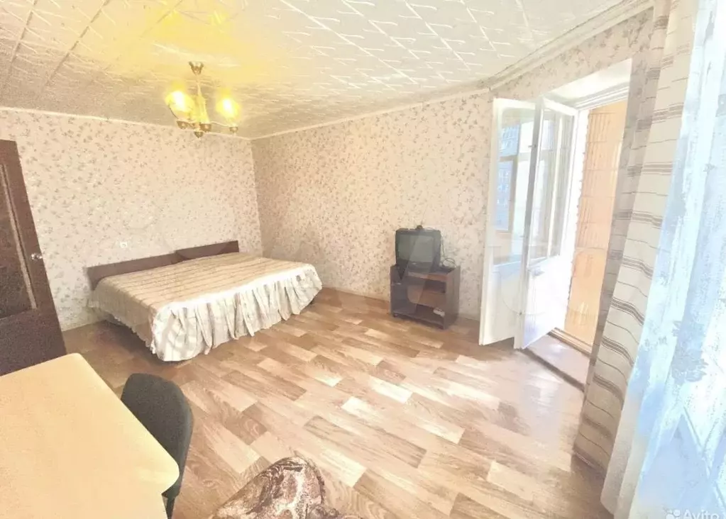 1-к. квартира, 41 м, 5/9 эт. - Фото 0