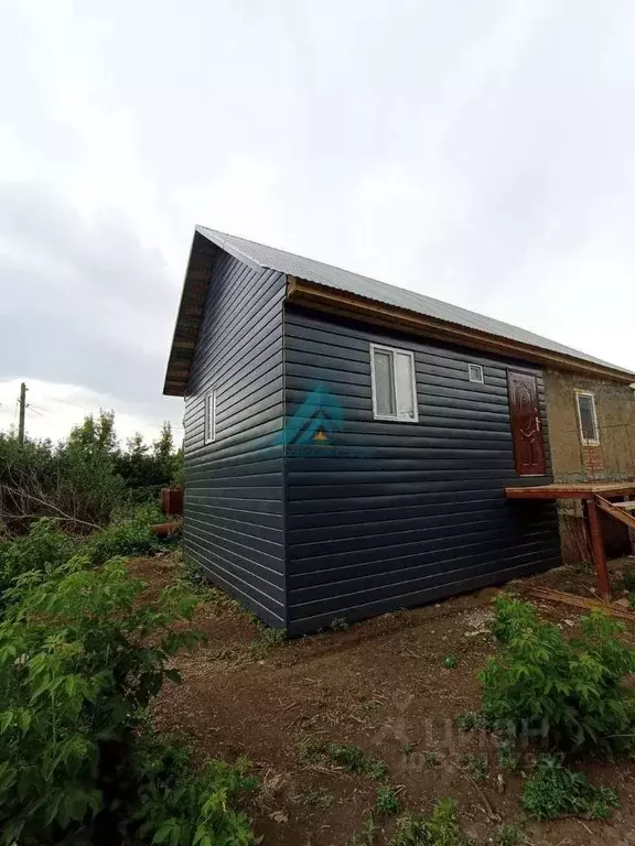 Дом в Оренбургская область, Оренбургский район, Степановский ... - Фото 0