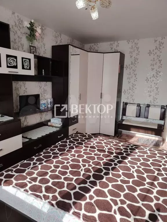 1-к. квартира, 28 м, 3/3 эт. - Фото 1