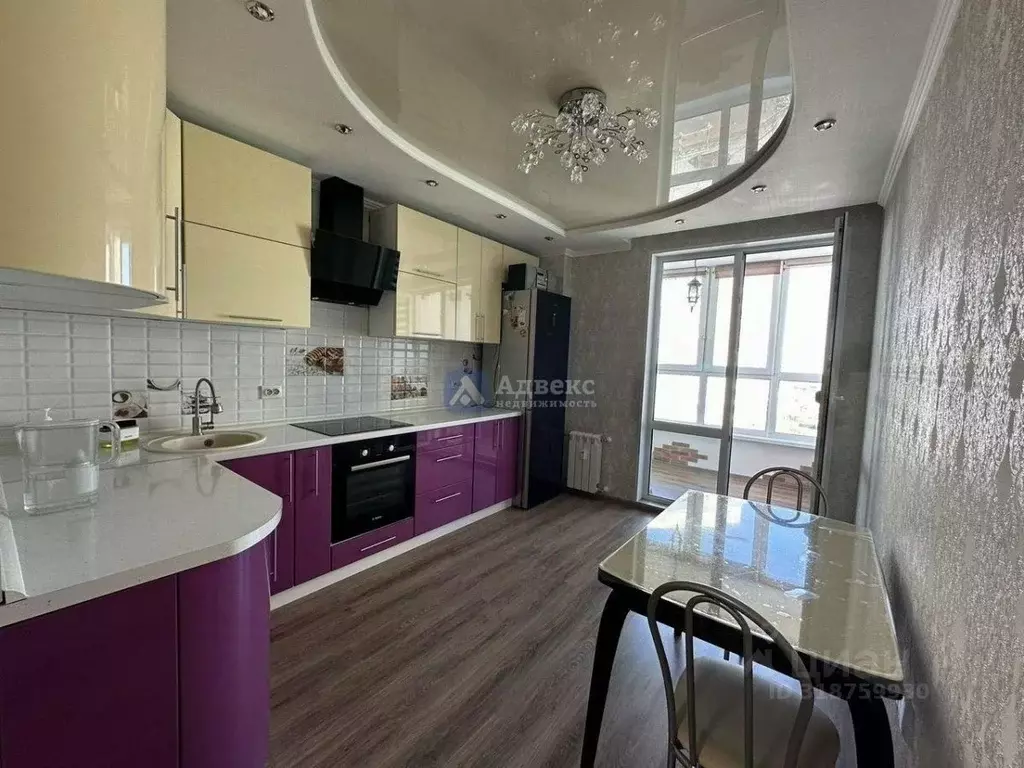 2-к кв. Тюменская область, Тюмень ул. Александра Протозанова, 18к1 ... - Фото 0