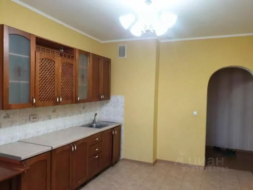 3-к кв. Саха (Якутия), Якутск ул. Петровского, 38 (92.0 м) - Фото 1