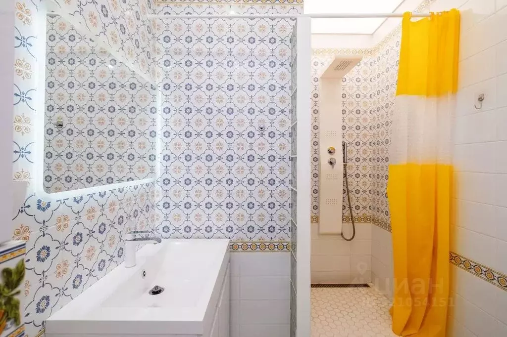 Студия Татарстан, Казань ул. Бари Галеева, 8Ак2 (30.0 м) - Фото 1