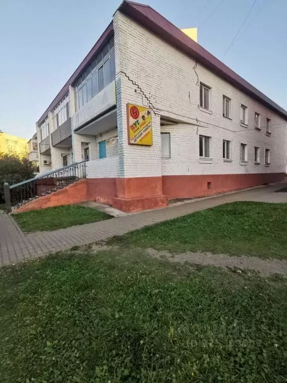 Торговая площадь в Белгородская область, Губкин ул. Космонавтов, 1А ... - Фото 1