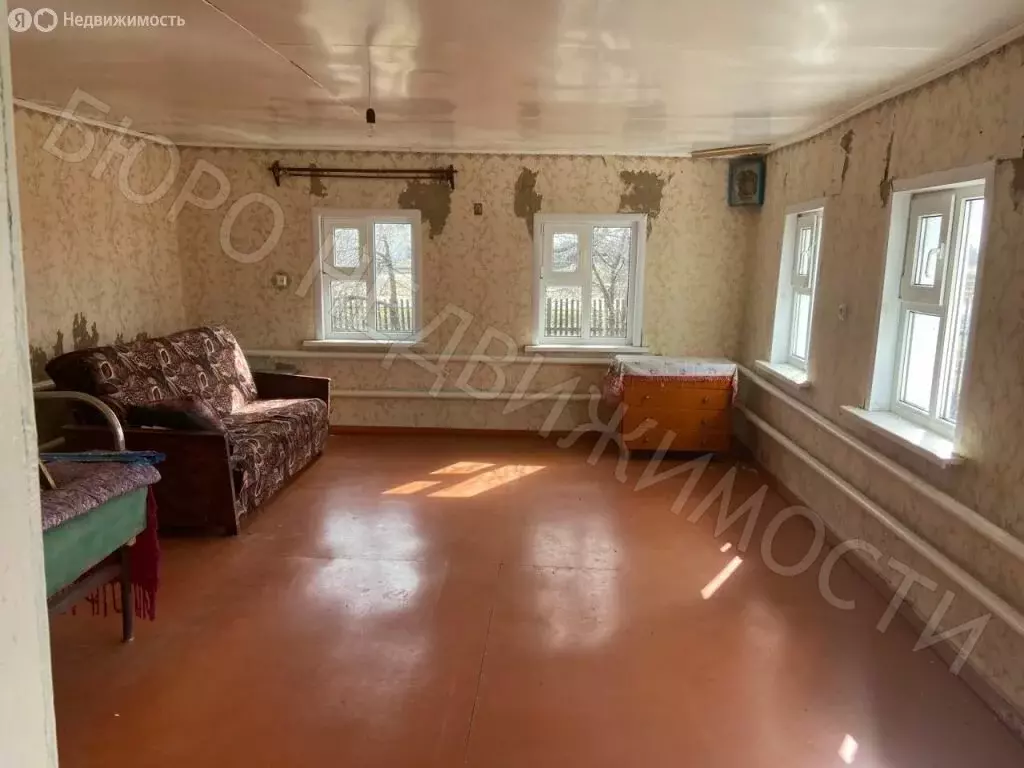 Дом в Сухая Елань, Красная улица, 27 (70 м) - Фото 1