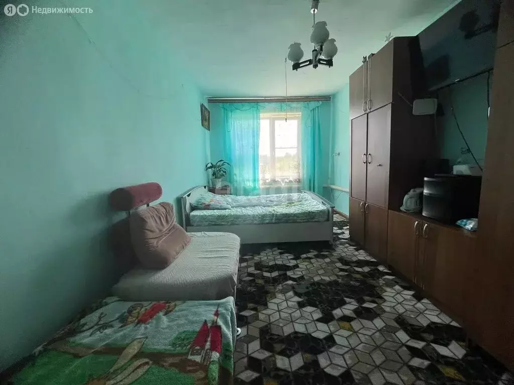3-комнатная квартира: Кыштымский городской округ, посёлок Тайгинка, ... - Фото 1