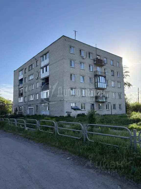 Комната Курганская область, Курган ул. Космонавтов, 31 (12.6 м) - Фото 1