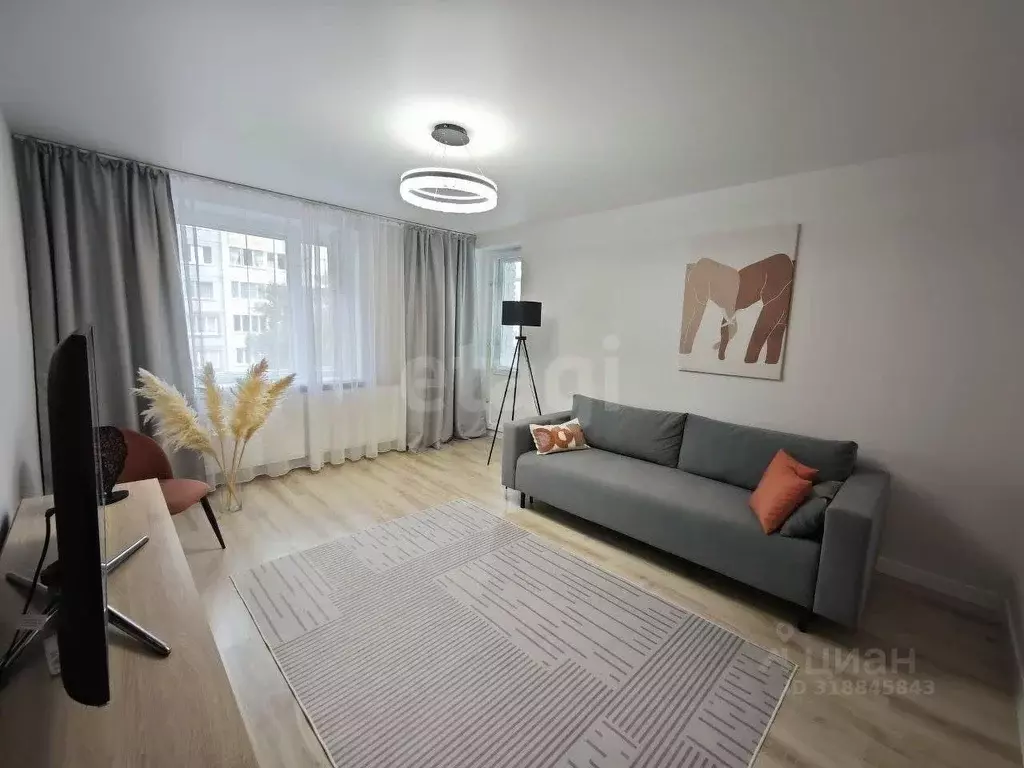 3-к кв. Удмуртия, Ижевск Красногеройская ул., 87 (72.0 м) - Фото 1