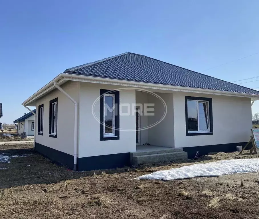 Дом в Калининградская область, Гурьевский муниципальный округ, пос. ... - Фото 1