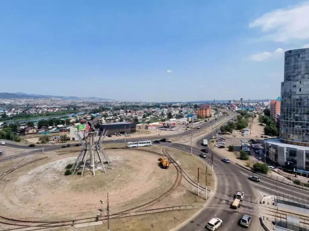 3-к кв. Бурятия, Улан-Удэ Ключевская ул., 70А (74.8 м) - Фото 0