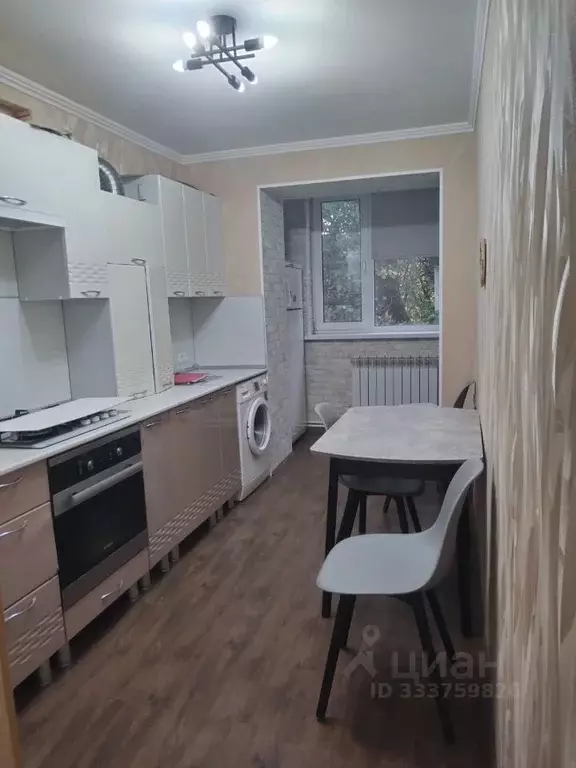 2-к кв. Ростовская область, Семикаракорск просп. Победы, 19 (50.0 м) - Фото 1