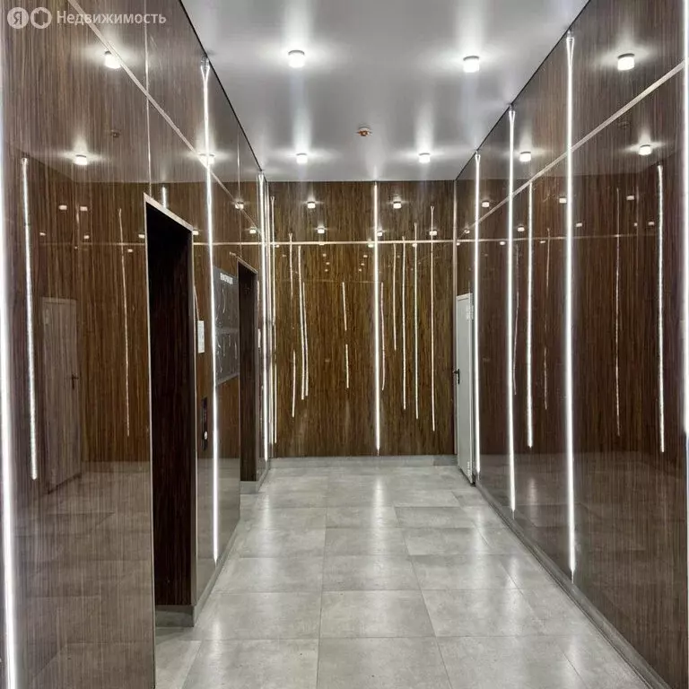 5-комнатная квартира: Нальчик, проспект Ленина, 40 (327.1 м) - Фото 2