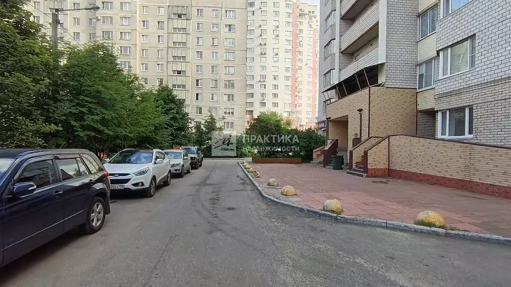 Продается 2-комнатная квартира - Фото 1