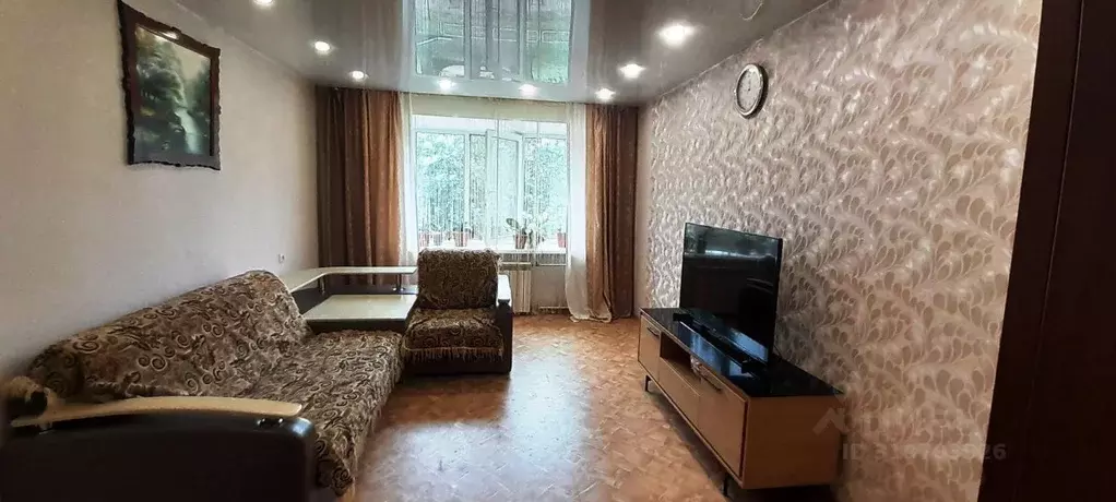 2-к кв. Хакасия, Абакан ул. Маршала Жукова, 52 (50.0 м) - Фото 0