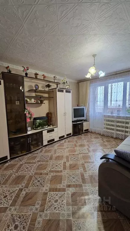 3-к кв. Свердловская область, Каменск-Уральский ул. Суворова, 38 (62.4 ... - Фото 1