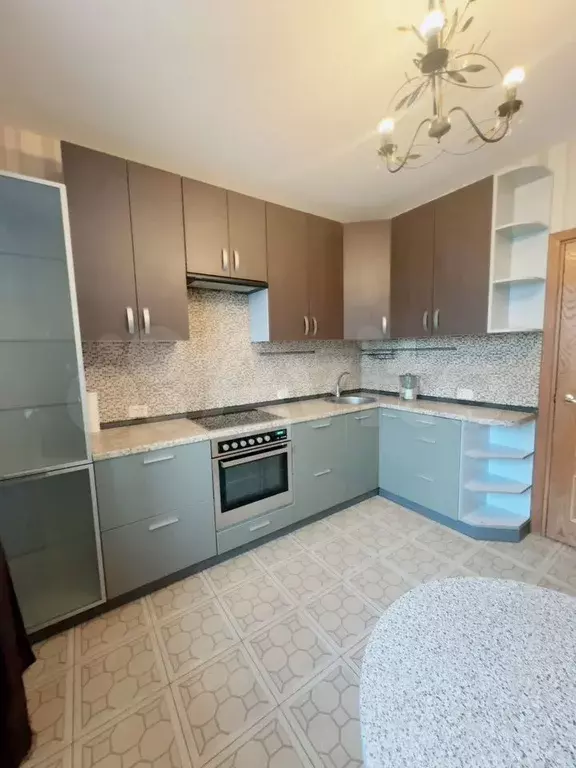 1-к. квартира, 40 м, 12/17 эт. - Фото 0
