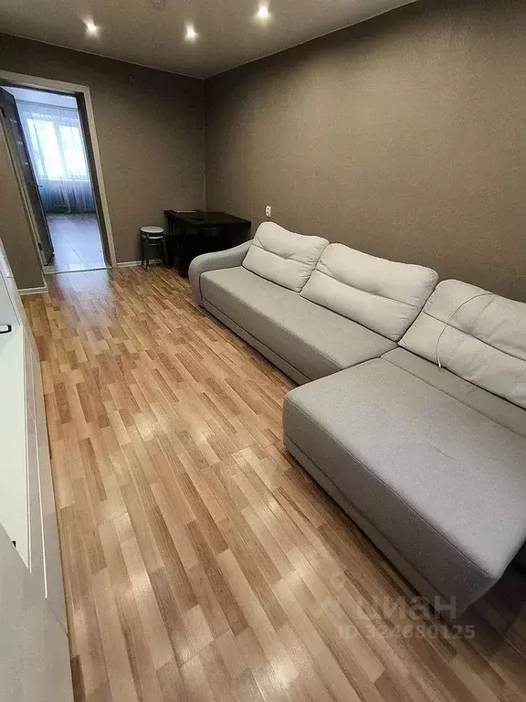 2-к кв. Тюменская область, Тюмень Холодильная ул., 57А (44.8 м) - Фото 2