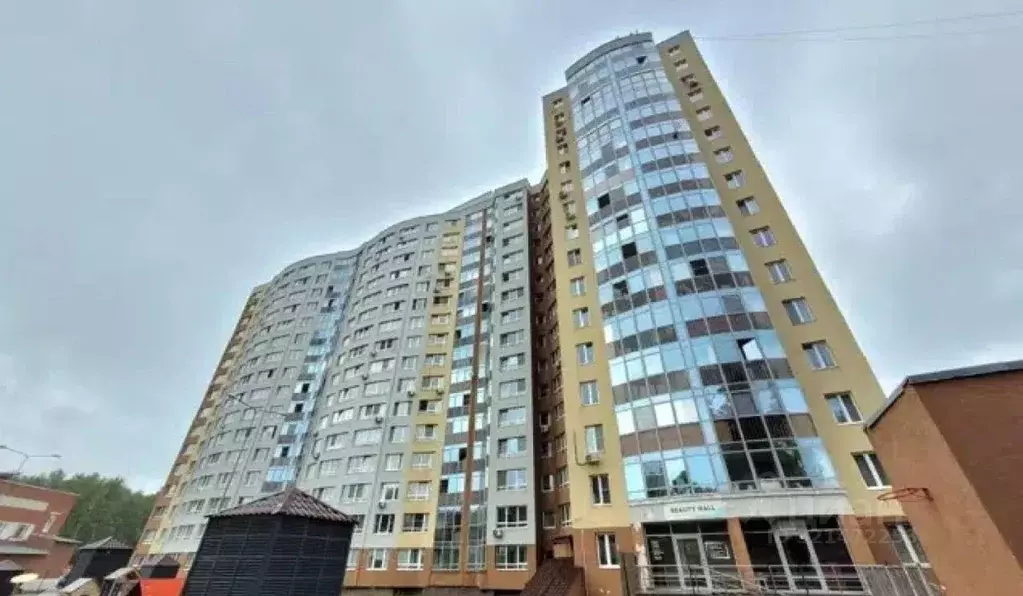 3-к кв. Свердловская область, Екатеринбург ул. Республиканская, 5 ... - Фото 0