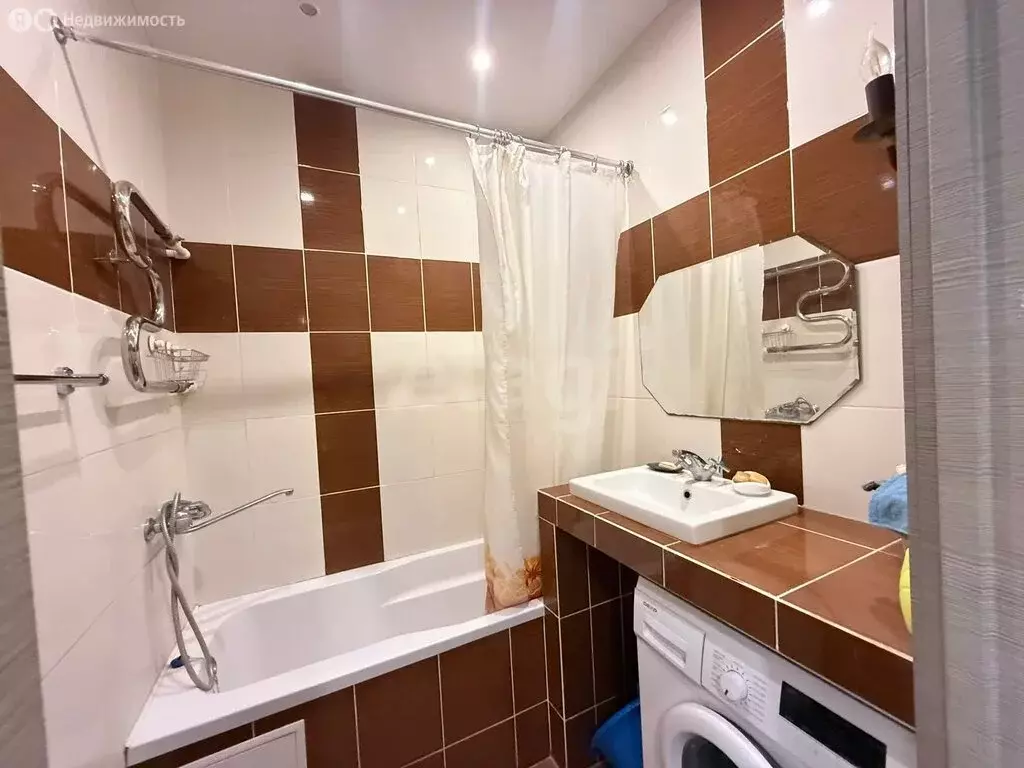 2-комнатная квартира: Краснодар, Сормовская улица, 214 (60.9 м) - Фото 2