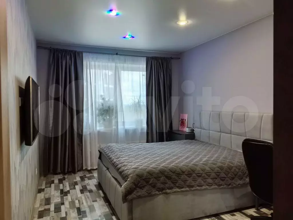3-к. квартира, 70 м, 7/17 эт. - Фото 1