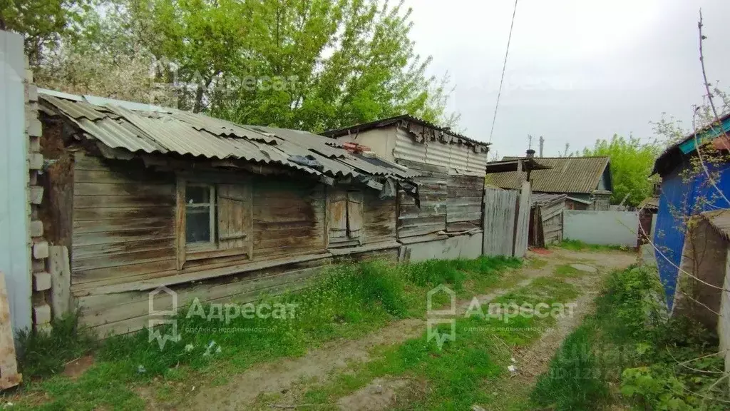 Дом в Волгоградская область, Волгоград Красноволжская ул. (30 м) - Фото 0