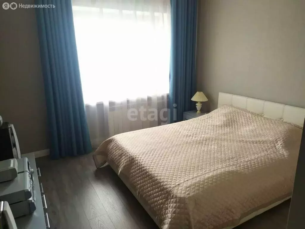 2-комнатная квартира: Белгород, улица Князя Трубецкого, 1 (68.9 м) - Фото 2